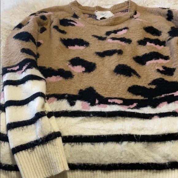 Sweater - Picture 2 of 2